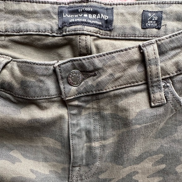 Lucky Brand Camo Pants 28 Green Camo Skinny Ankle Jeans 6 - Picture 7 of 7
